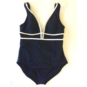 🎉HP🎉Jantzen,Navy Blue/White,Deep Plunge ,Excellent Condition,Lightly Padded,14